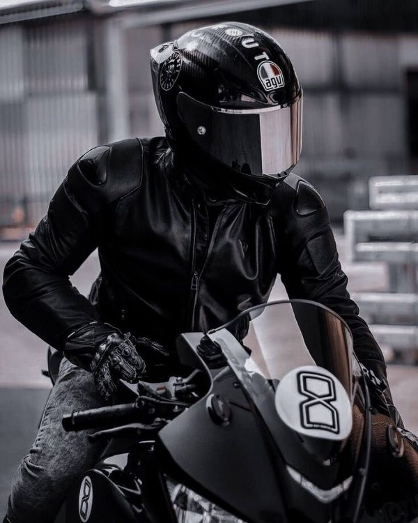 لاتی عکس پروفایل موتور پسرونه سیاه و سفید
